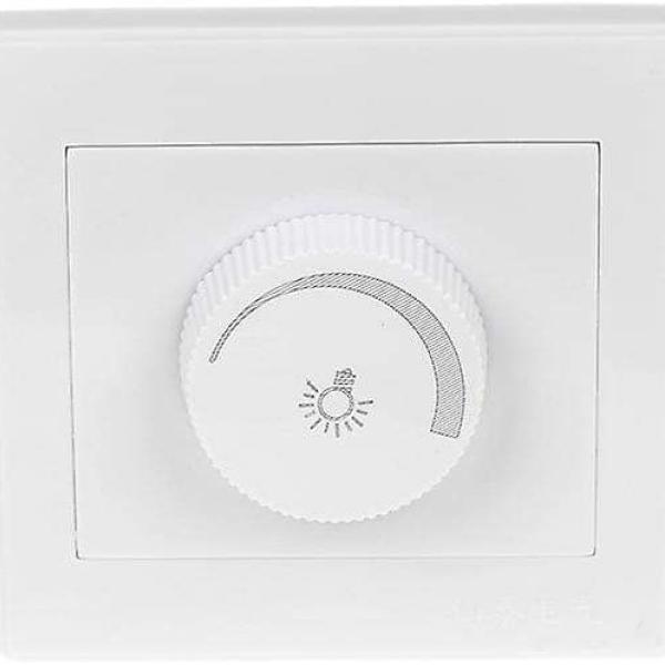 1--LED bulb / lamp warm light (warm) 5 watt compatible with the dimmer device (DIMMABLE)